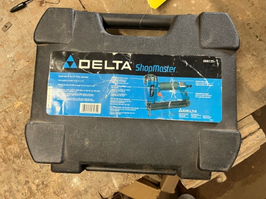 Loc: 3 Maint.  Delta Air Stapler