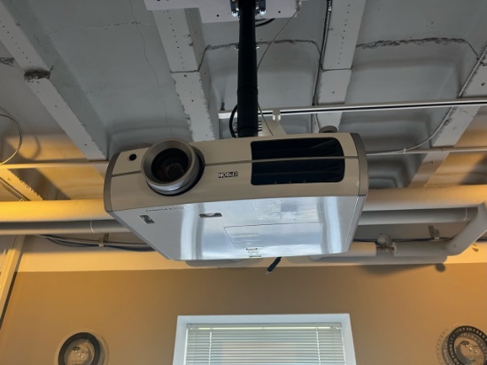 Loc: 12.2. Epson Home Cinema 8350 with screen. This lot is located at: 200 Michigan St, Hancock, MI