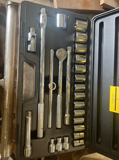 Loc: 3 Maint.  Socket Set