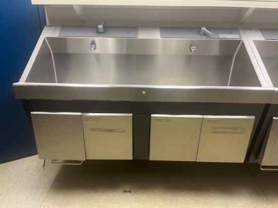 AMSCO Flexmatic Scrub Sink w/Knee Controls 61" Long x 20" Deep Sink Tub. Water disconnect required b