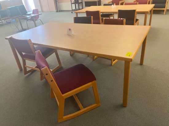 Loc: 5. Table 90"x48"x29" with (4) chairs. This lot is located at: 598 Finn St, Hancock, MI 49930