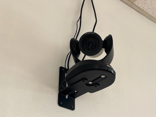 Loc: 4, N22. Aver 12X optical zoom live streaming camera. This lot is located at: 601 Franklin St, H