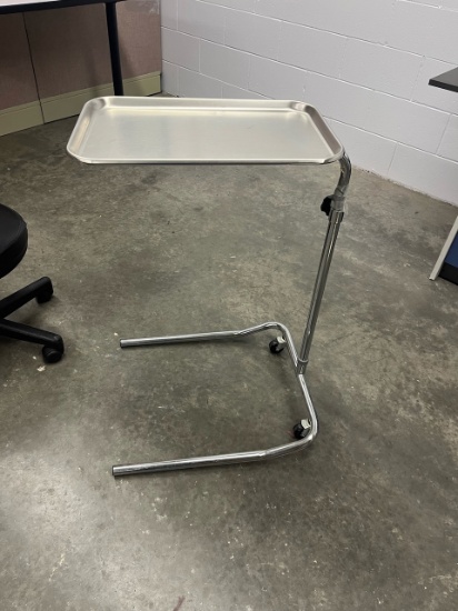 Loc: 4, FHC. Single Post Mayo Stand w/ Stainless Steel Tray. This lot is located at: 601 Franklin St