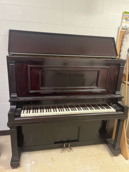 Loc: 4, bottom flr. Colby Piano. This lot is located at: 601 Franklin St, Hancock, MI 49930