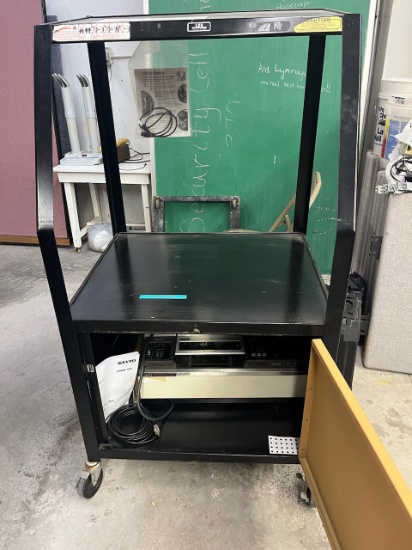 Loc: 4.14B. Sony Video Cassette Recorder VO-2600 w/ Media Cart. This lot is located at: 601 Franklin