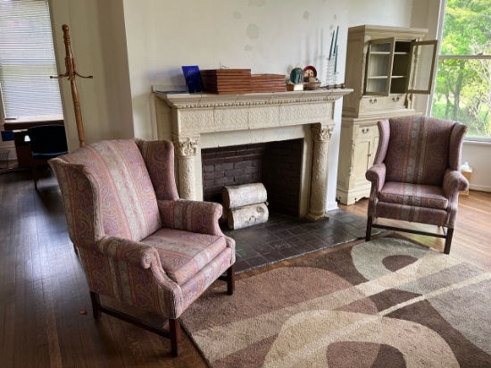 Loc: 8. Lot of (2) Chairs. This lot is located at: 612 Quincy St, Hancock, MI 49930. PLEASE NOTE: Re