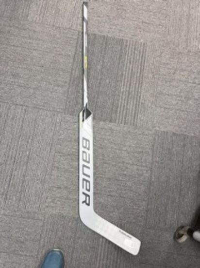 Loc: 2, Seminar A. Bauer Goalie Stick M5 Pro - SR/P31/26" - Left Handed. This lot is located at: 535