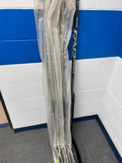 Loc: 2, Seminar A. Warrior RVT Pro Plus W33 Round 25" - Left Handed Goalie Sticks. This lot is locat