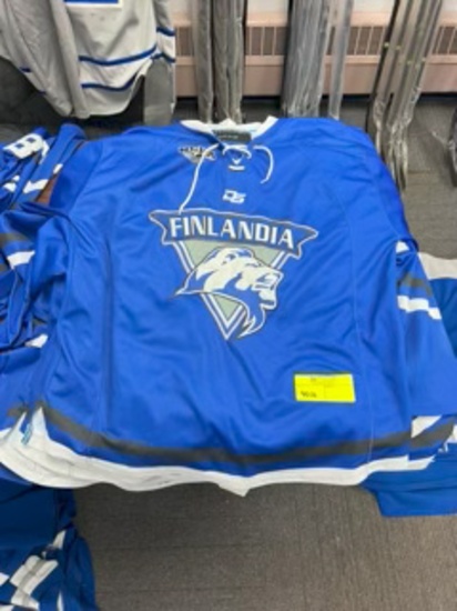 Loc: 2, Seminar A. DS Hockey Professional  Hockey Jersey Numbers 38, 13, 23, 3, 10, 24,12, 1, & 28.