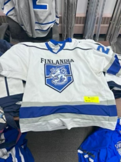 Loc: 2, Seminar A. K1 Sportswear Professional Hockey Jerseys - Numbers 12, 4, 26, 32, 27. This lot i