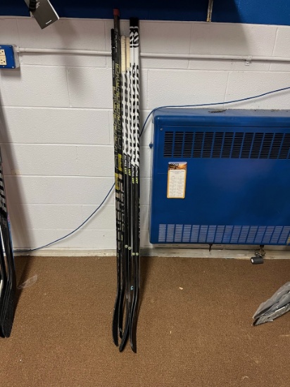 Loc: 2, Court. Lot of 6 used hockey sticks. This lot is located at: 535 Summit St Hancock, MI 49930