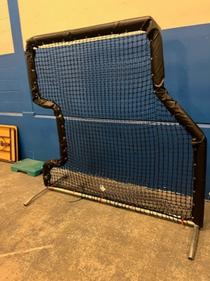Loc: 2, Court. Baseball / Softball Pitching net. This lot is located at: 535 Summit St Hancock, MI 4