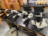 Loc: 3 Lab. Leica CME Stereo Microscope With 4 Objectives Model 1349521X. This lot is located at: 60