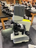 Loc: 3 Lab. Boreal Zoom Stereomicroscope Model 1772-61. This lot is located at: 601 Franklin St, Han