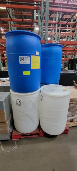 19-46-05 -  Plastic 55 drums