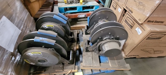 19-40-05 -  Hannay Reels Hose Wheels