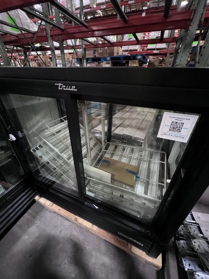 18-57-09 -  True Beverag Cooler GDM-41CPT-48-HC-LD - Dual Side Glass Doors - Serial # 10548241 (Has