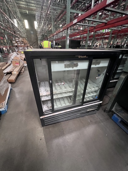 18-65-09 -  True Beverage Cooler Model GDM 41C-48