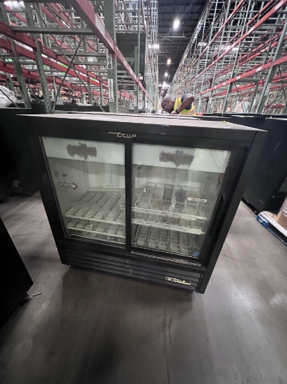 18-65-11 -  True Beverage Cooler Model GDM 41C-48