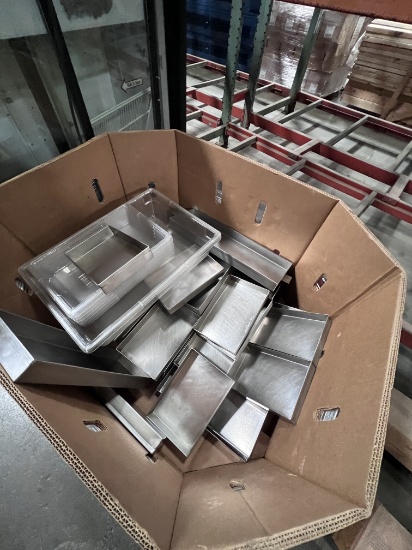 18-65-10 -  Gaylord of 7 Carlisle Clear Pastic Trays, (6X 2Gallon and 1 X 8.5 Gallon), and Assorted