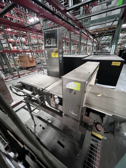 17-69-11 -  Metal Detector KD1126AW/Anritsu Industrial Checkweigher KW54768W6D