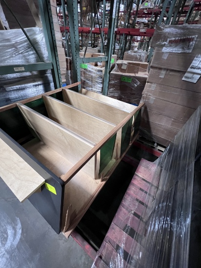 17-60-11 -  Wooden Display Cabinet - Need Minor Repairs