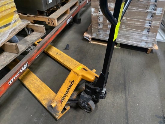 37-29-06 -  Manual Pallet Jack - Jungheinrich