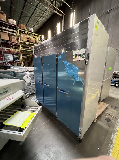 BW39 -  Traulsen 3 Door SS Refrigerator/Freezer - Appears Brand Brand New - Model # G31010 8'X72"X32