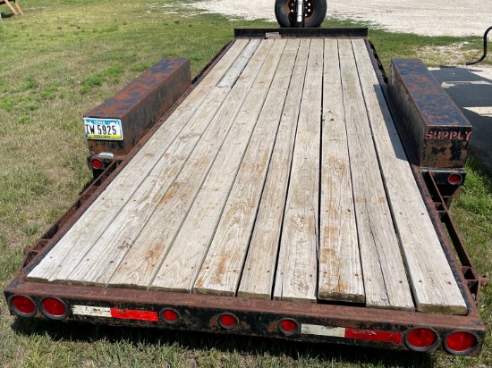 STORM LAKE, IA - 2006 20' Car Trailer, Bumper Pull Trailer