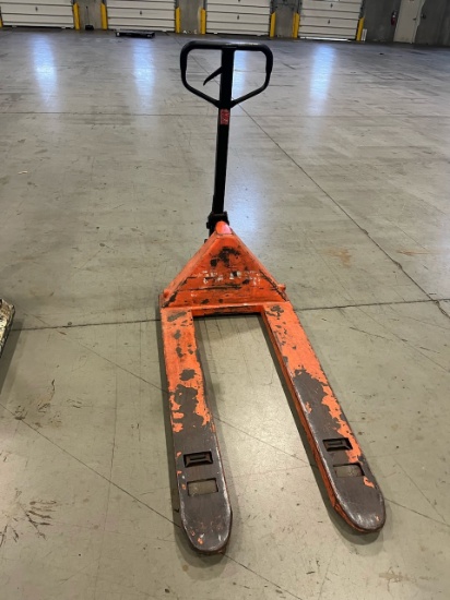 Manual Pallet Jack " Not working / broke"