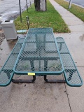 Picnic table