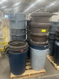 Assorted Trash Cans