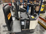 Crown Tow Tractor/Tugger