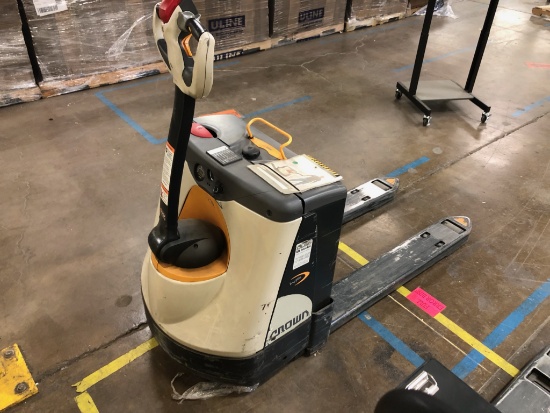 Crown Electric Pallet Jack 3000 Series
