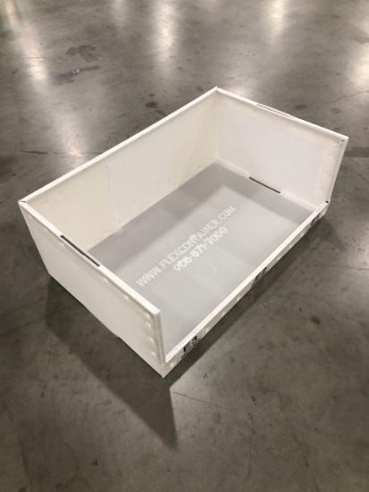 Corrugated Plastic Totes w/ Hopper Front