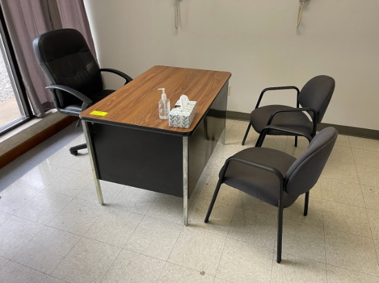 Small Office - Desk, Captains Chair & 2 Stackable chairs