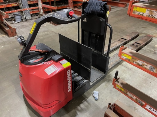 Raymond - Rider Pallet Jack - Model 8510