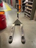 Pallet Jack - Crown 5,000 Lb - PTH50