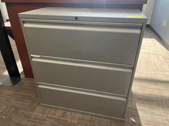 3 Drawer Lateral File cabinet