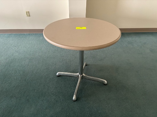 Round Table