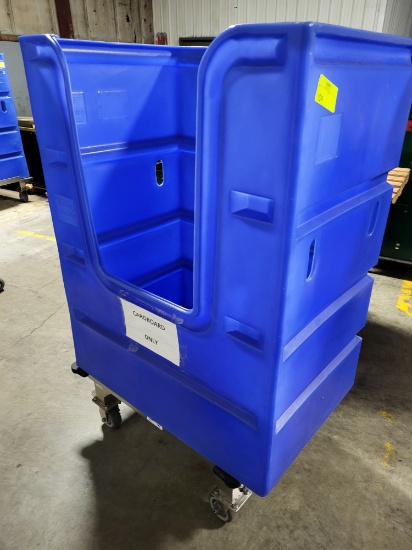 Maxi Movers Chemtainer Bulk Delivery Truck