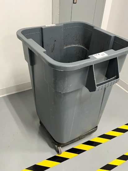 Rolling Trash Can