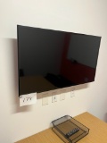 42inch SAMSUNG TV- Note: Buyer is Responsible for Removing From Wall Mount