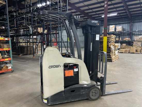 Loc: 6S. Crown Stand Up Forklift