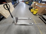 Crown Manual Pallet Jack