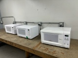 Loc: 6S. Asst Microwaves