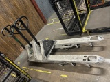 Loc: 6S. Manual Pallet Jack