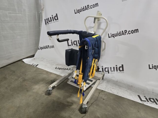 MEDCARE Stand-N-Weigh Patient Lift