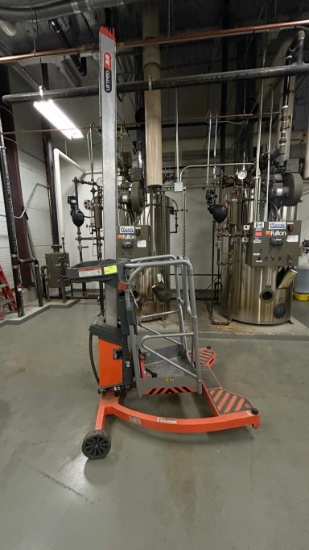 JLG LiftPod Man Lift