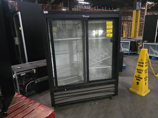23-25-02 - True Beverage Cooler